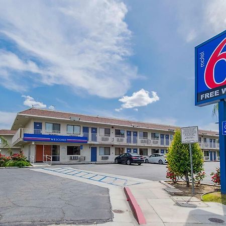 Motel 6-Bakersfield, Ca - Airport Экстерьер фото