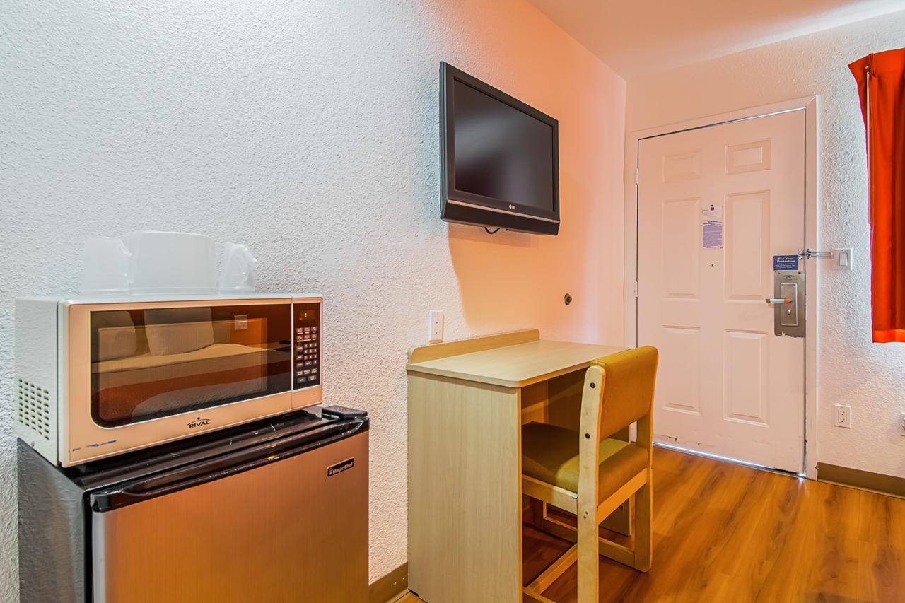 Motel 6-Bakersfield, Ca - Airport Экстерьер фото