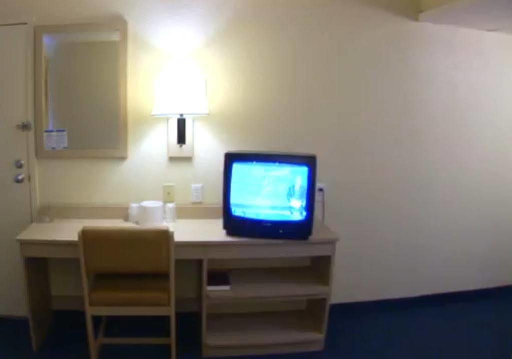 Motel 6-Bakersfield, Ca - Airport Экстерьер фото