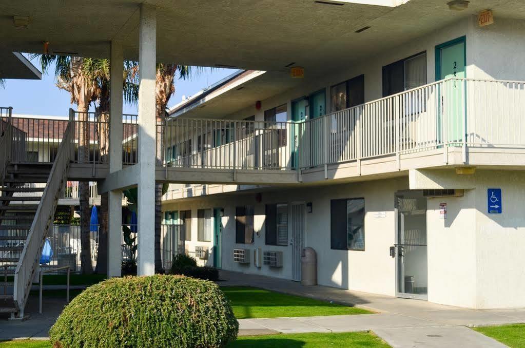 Motel 6-Bakersfield, Ca - Airport Экстерьер фото