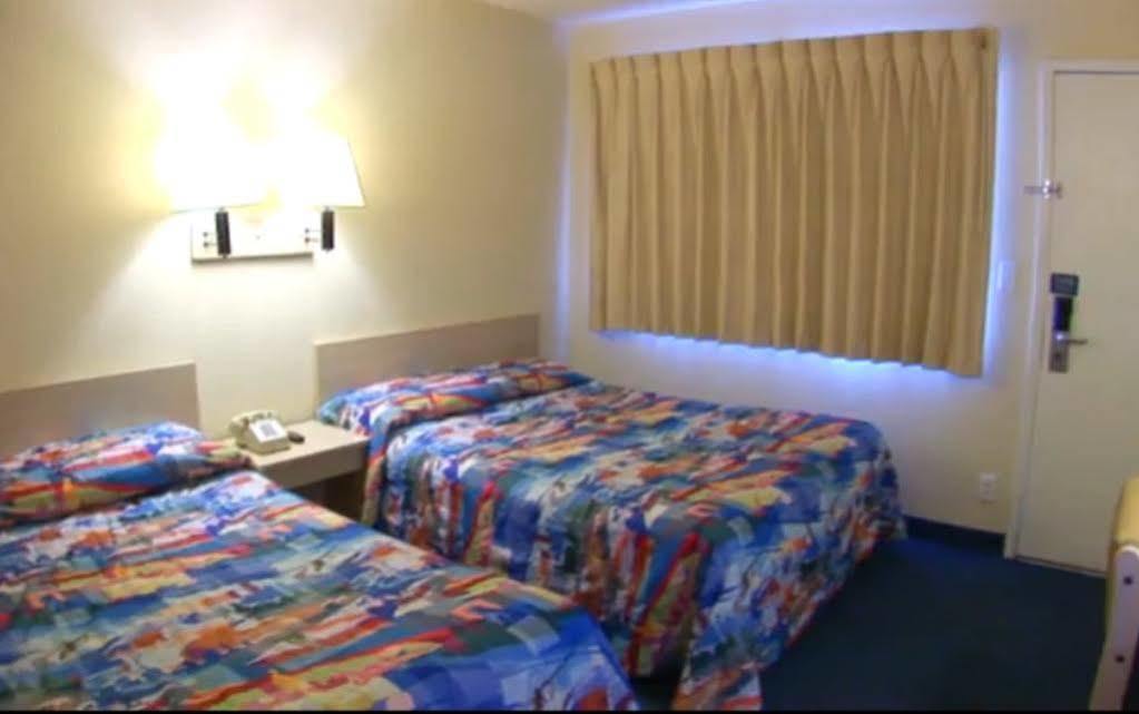 Motel 6-Bakersfield, Ca - Airport Экстерьер фото