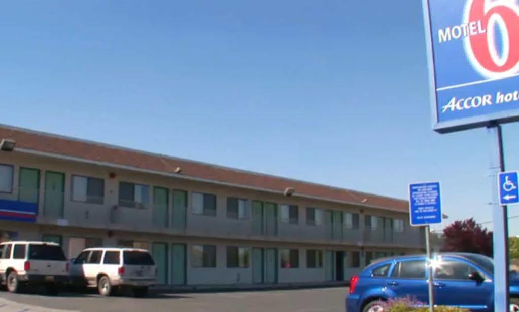 Motel 6-Bakersfield, Ca - Airport Экстерьер фото